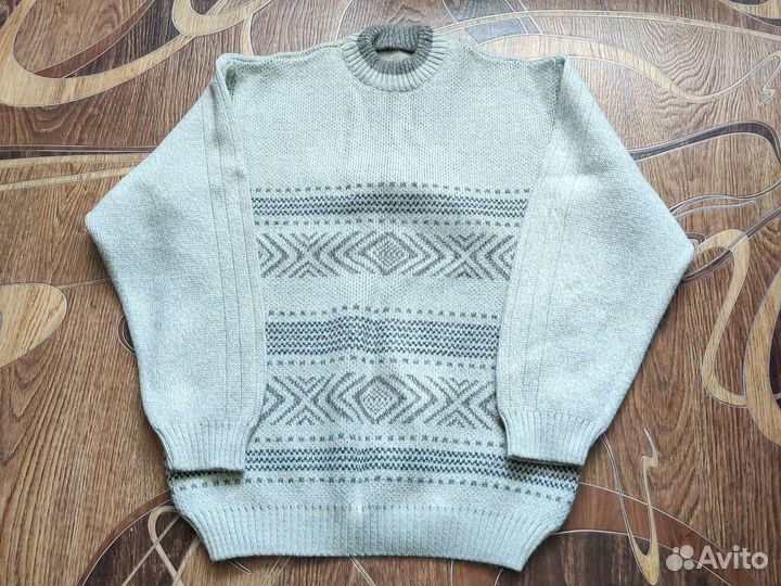 Свитер мужской