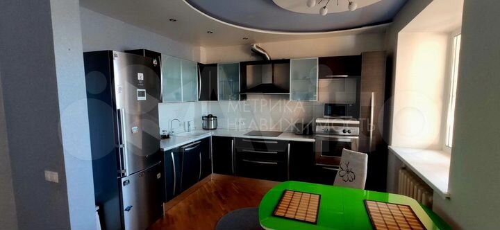 2-к. квартира, 101,6 м², 9/9 эт.