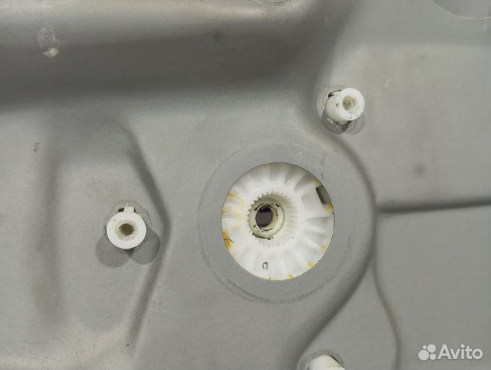 Стеклоподъемник электрический передний левый Volkswagen Golf (Mk4) 1J4837461H