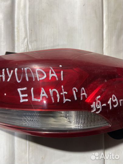 Задний правый фонарь Hyundai Elantra