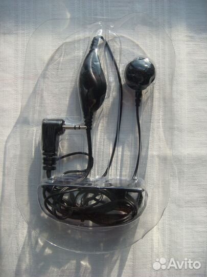 Гарнитура для раций Motorola Consumer Earbud 53727