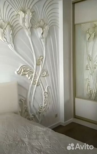 Барельеф, картина