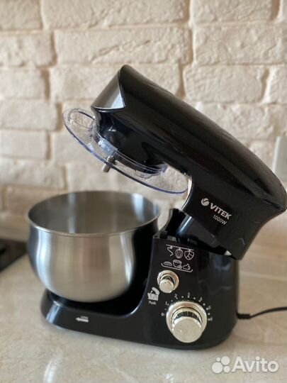 Новый планетарный миксер Vitek VT-1445