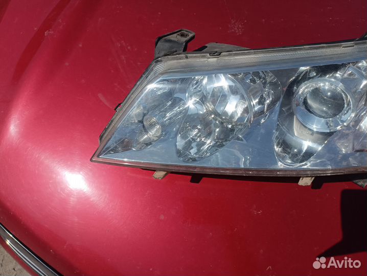 Левая фара Geely Emgrand EC7