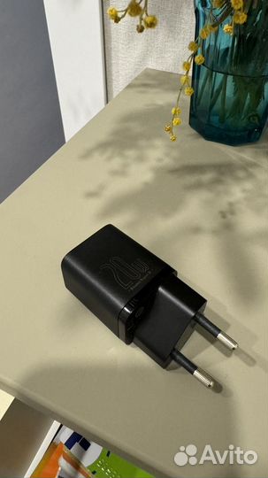 Сетевое зарядное устройство Baseus 20W type-c