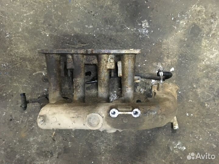 Коллектор впускной (Kia Spectra)