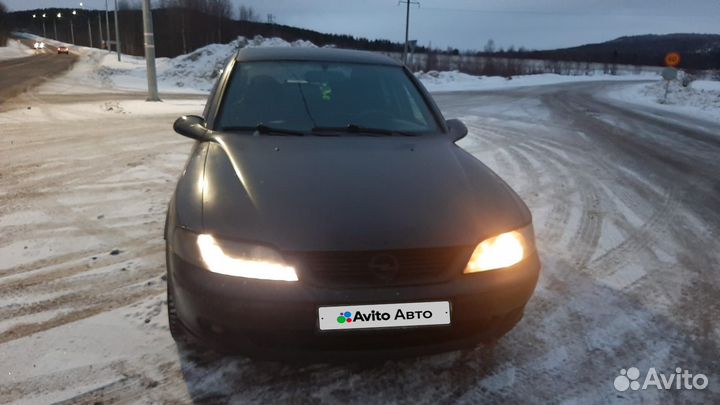 Opel Vectra 1.8 МТ, 1997, 341 000 км