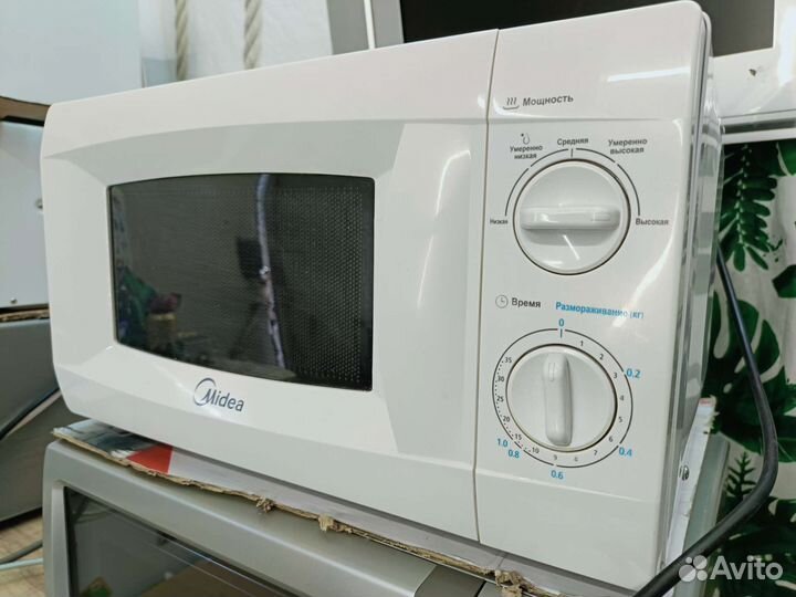 Микроволновая печь Midea