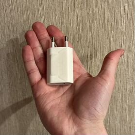 Apple 5W USB Power Adapter