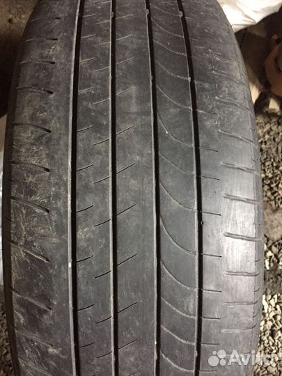 Bridgestone 613V 235/55 R20