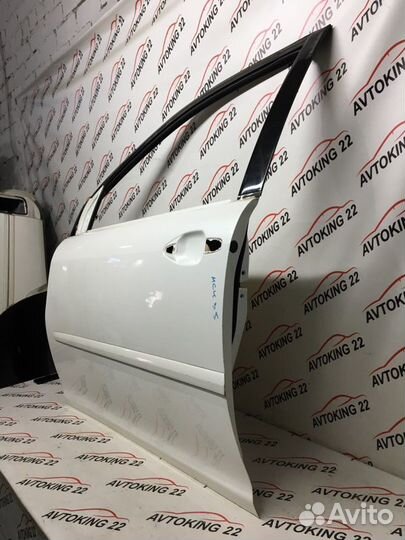 Дверь боковая передняя левая Toyota Harrier MCU35