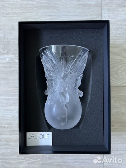 Ваза Lalique