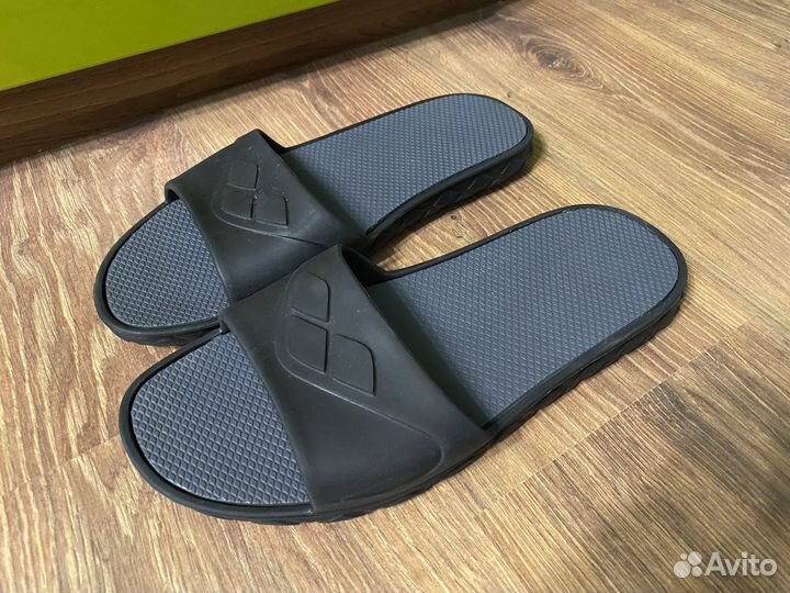 Сланцы мужские arena