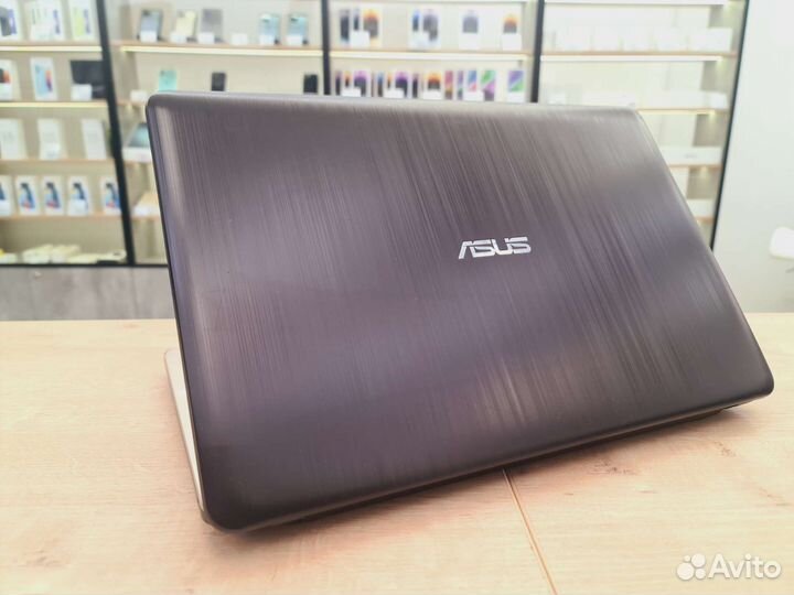 Быстрый Ноутбук Asus 4 ядра 4 гига SSD