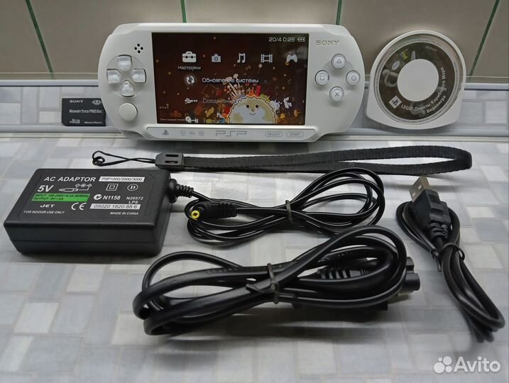 Sony PSP e1008 Street