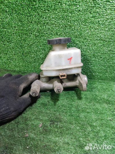 Главный тормозной цилиндр Hyundai Accent 2