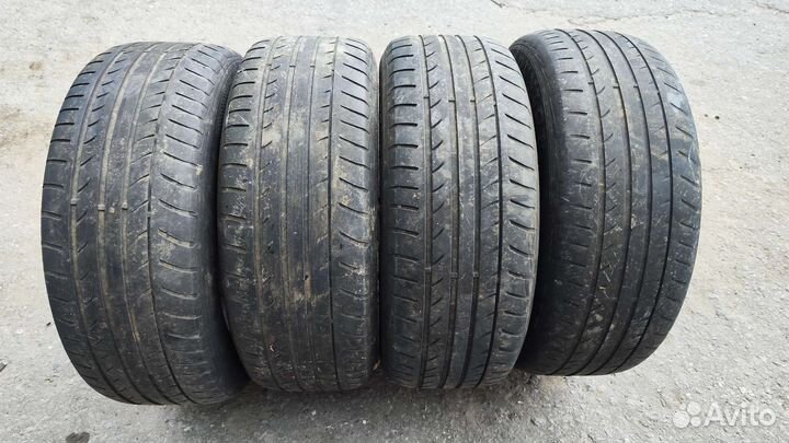 Dunlop SP Sport Maxx TT DSST 225/60 R17 99V