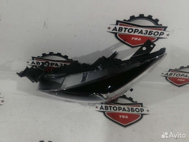 Фара левая новая mazda 3 bm галоген 16-19