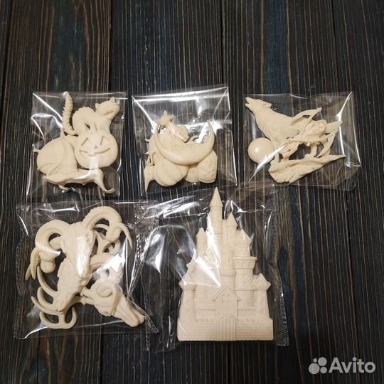 Фигурки из пластика