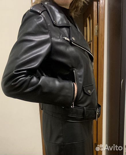 Кожаная куртка косуха zara 44-46