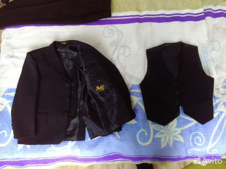 Костюм на мальчика в идеальном состоянии