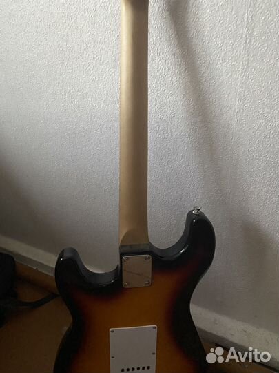 Электро гитара с комбиком