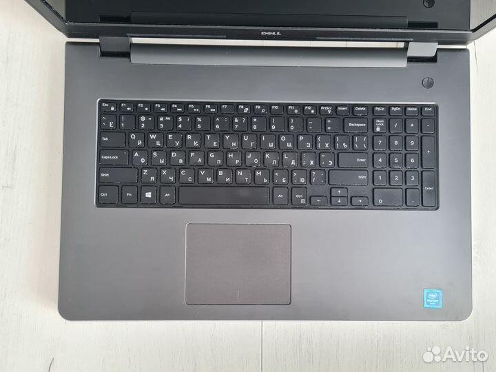 Ноутбук Dell, 17