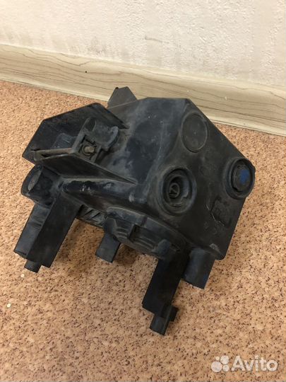 Противотуманная фара правая Opel Astra H