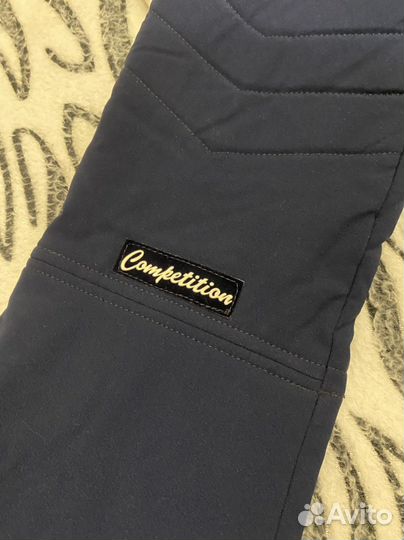 Горнолыжный комбинезон женский 42-44