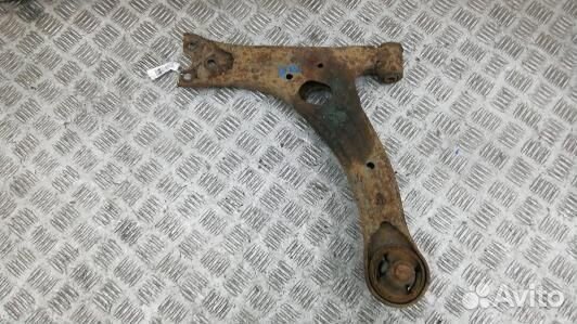 Рычаг передний нижний левый toyota prius XW20 (80Z