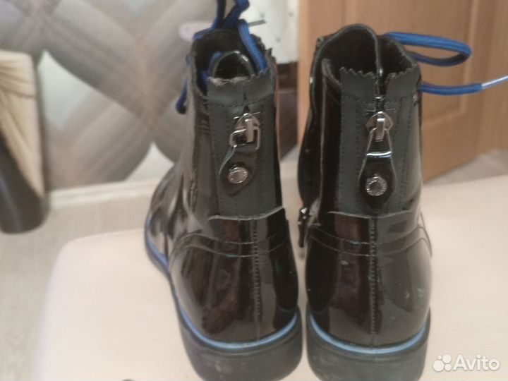 Ботинки женские демисезонные