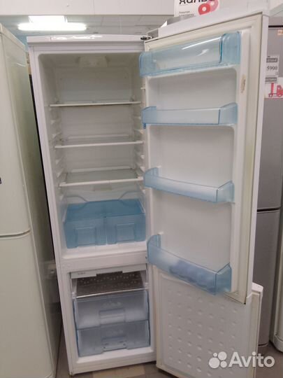 Холодильник бу узкий