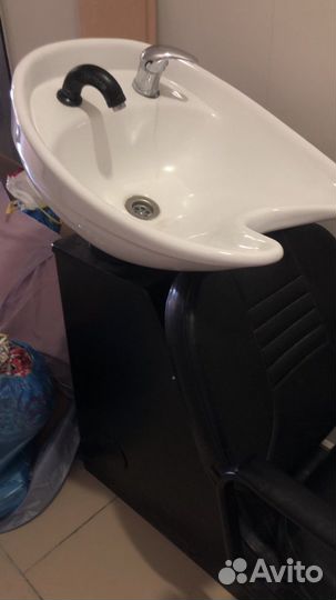 Кожаное кресло бу