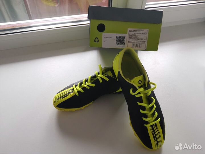 Бутсы 37 размер