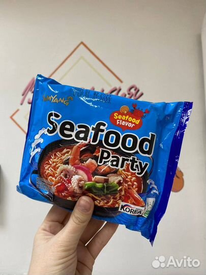 Корейская лапша со вкусом морепродуктов острая