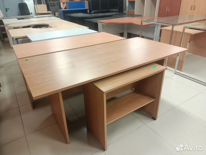 Столы б.у, много в наличии