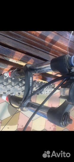 Велосипед горный cube acid black and white