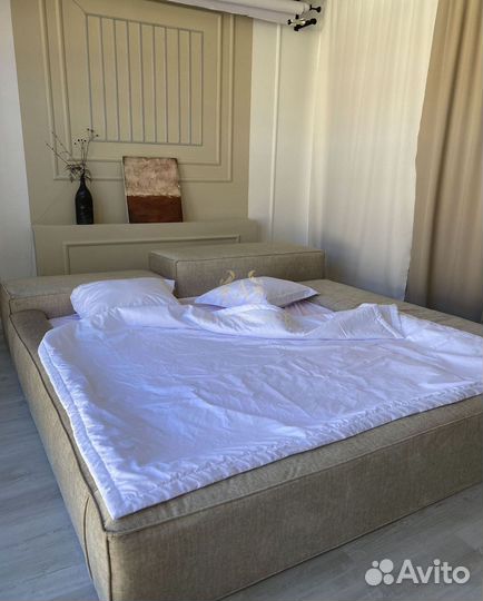 Кровать двуспальная