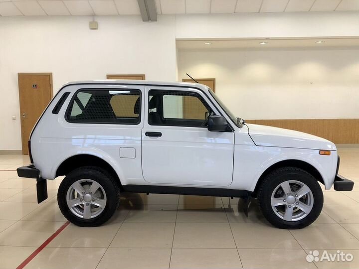 LADA 4x4 (Нива) 1.7 МТ, 2021, 35 500 км