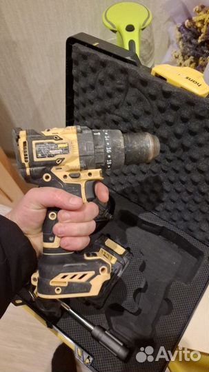 Шуруповерт dewalt dcd 771 бу