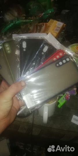 Чехлы на телефон