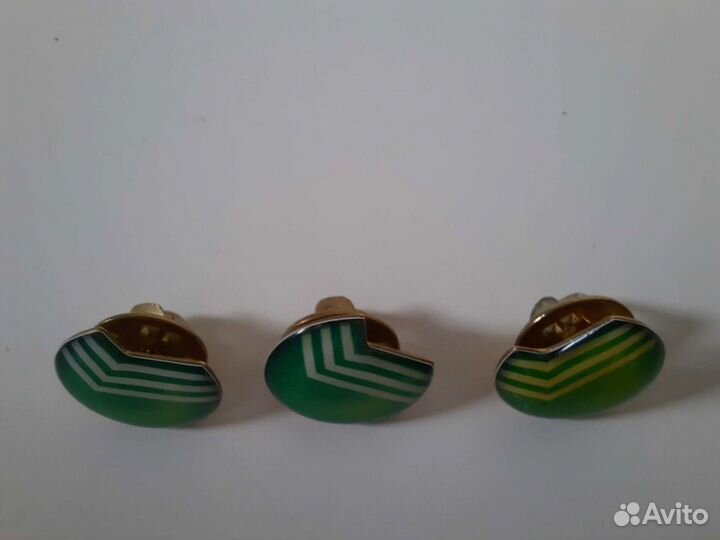 Значок сотрудника Сбербанка