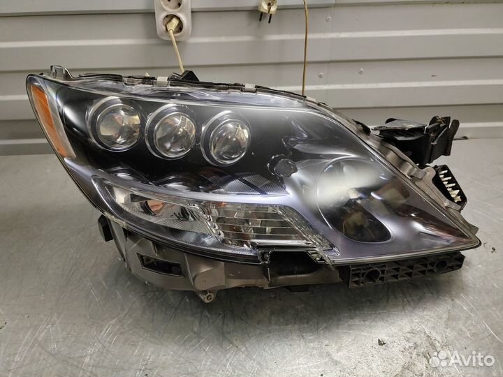 Фара правая Lexus LS600H, LS600HL