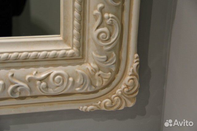 Зеркало в стиле барокко