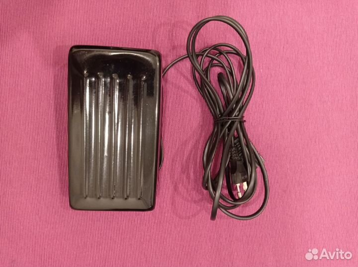 Швейная машинка оверлок