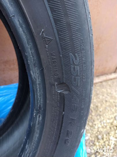 Michelin Latitude Sport 3 255/45 R20 101W