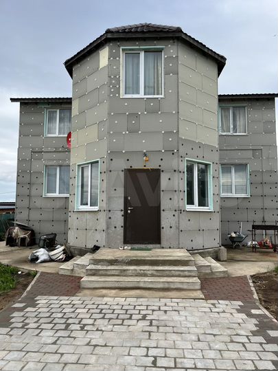 Дом 240 м² на участке 20 сот.