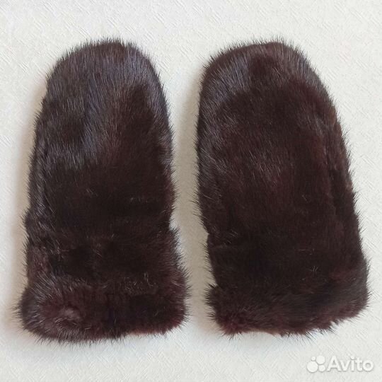 Редкая вещь Варежки из норки