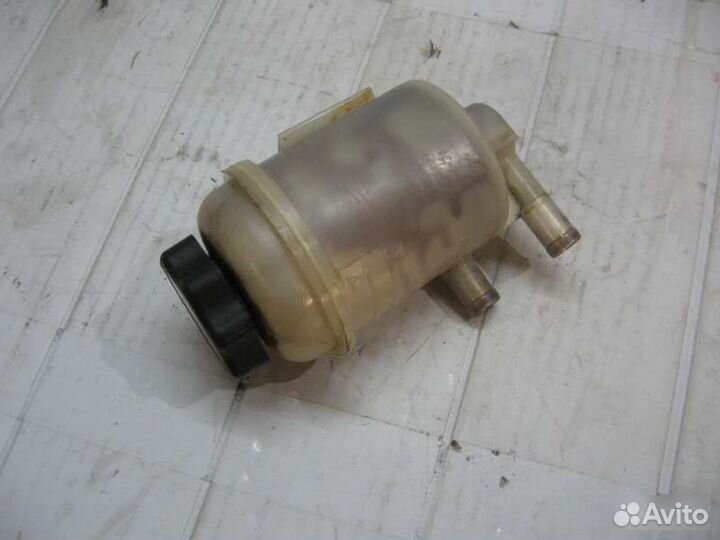 Бачок гур Land Rover Freelander 1997-2003