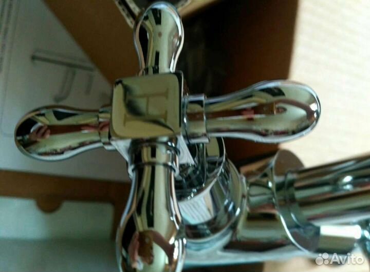 Смеситель для раковины